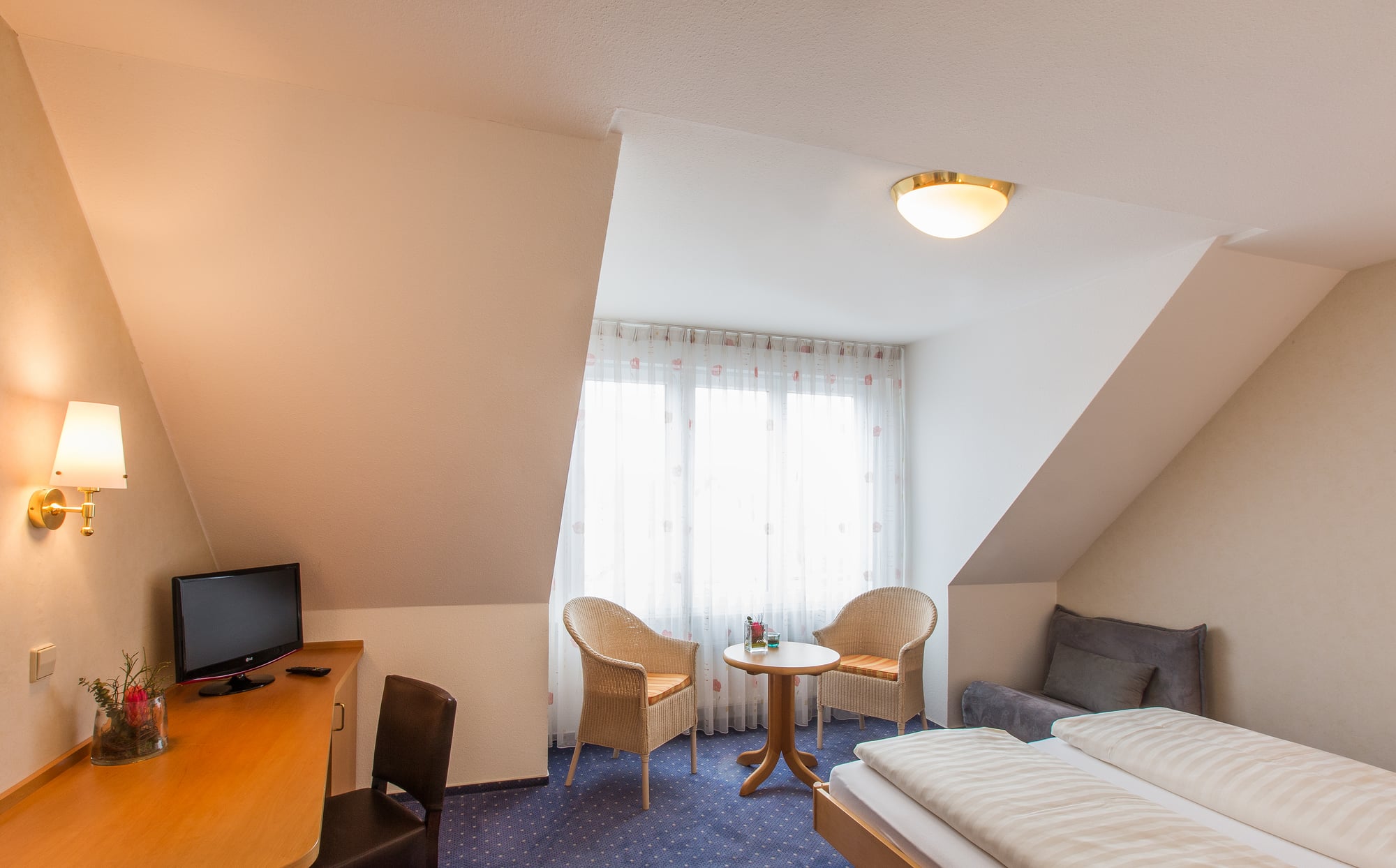 Bild 8 – Rare Opportunity: City Hotel in Friedrichshafen at Lake Constance