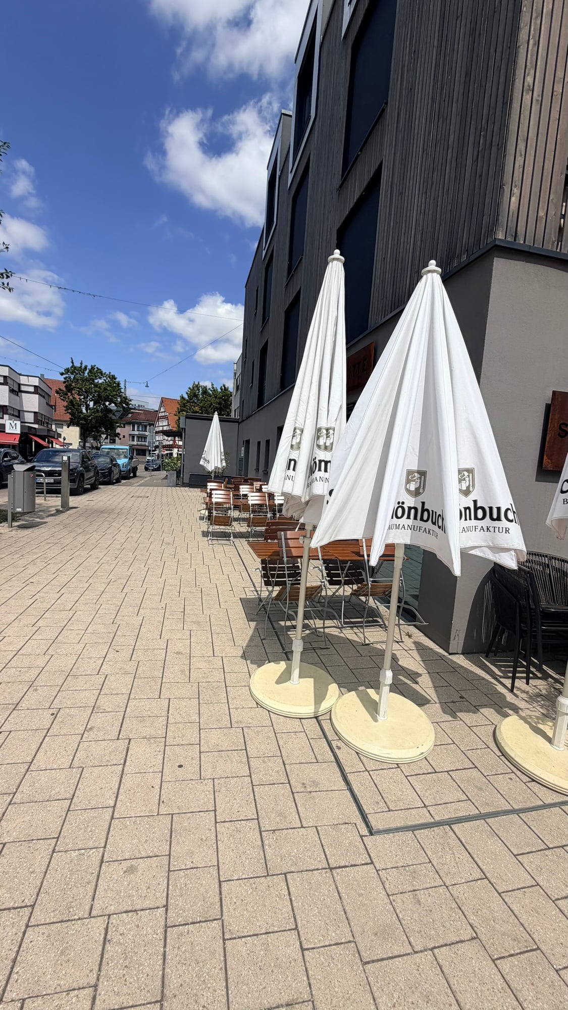 Nachfolge Restaurant Stuttgart, Verpachtung Stuttgart ,  – Stylish Restaurant - in the Centre of Fellbach /Stuttgart - Seeking Successor, Außengastronomie Fellbacher Str. 