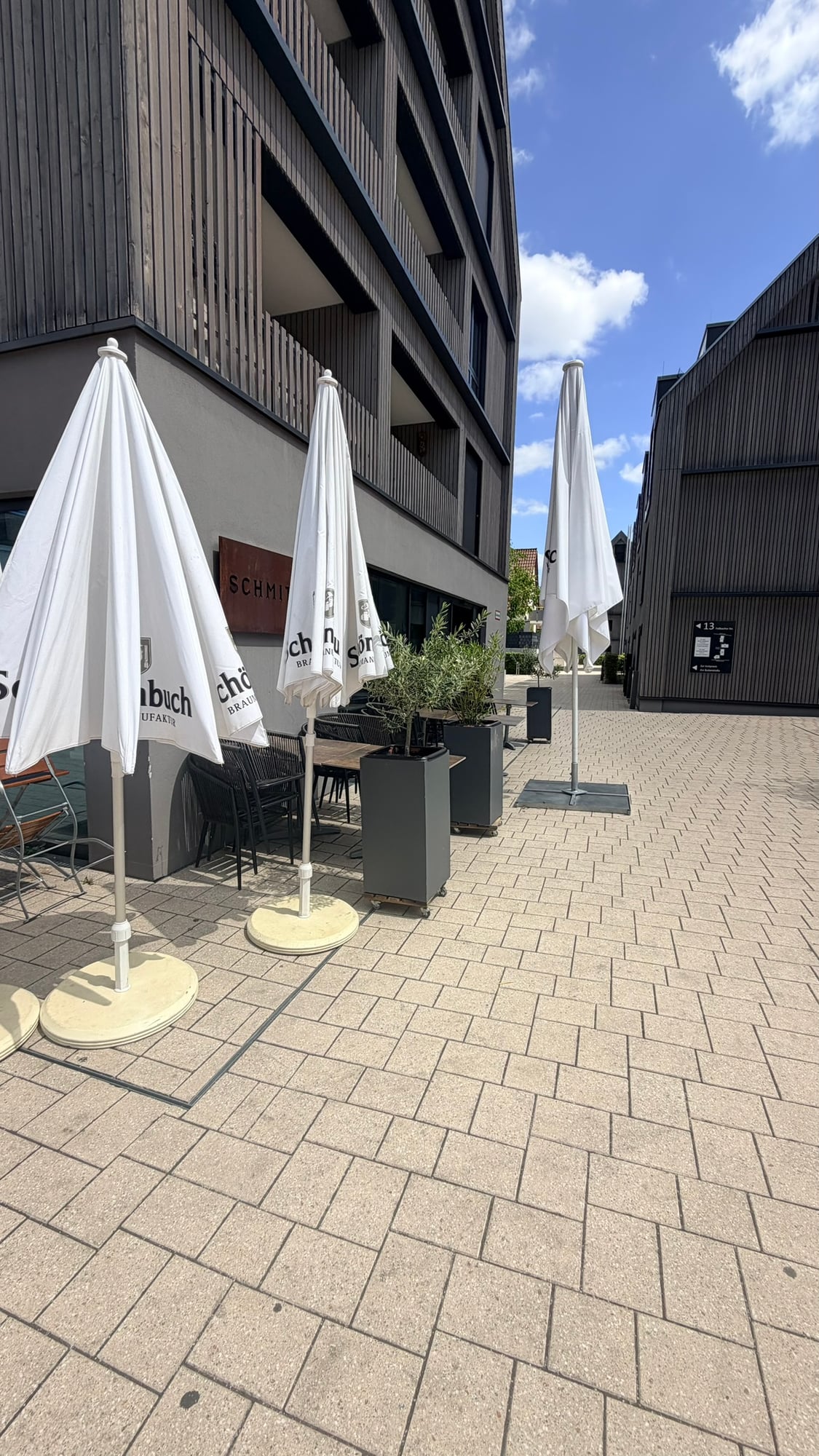 Nachfolge Restaurant Stuttgart, Verpachtung Stuttgart ,  – Stylish Restaurant - in the Centre of Fellbach /Stuttgart - Seeking Successor, Außengastronomie zum "Platz"