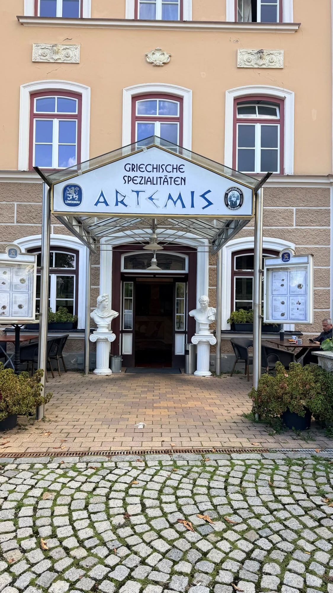 – Artemis - Erfolgreiches Griechisches Restaurant