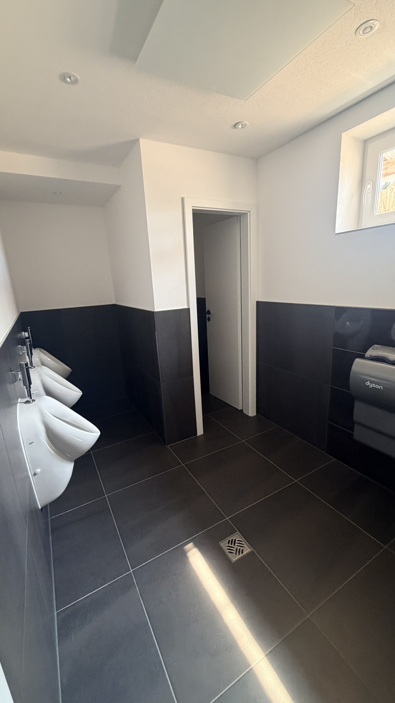 Bild 5 – Gasthof Hirsch Schollbrunn For Sale | Hotel & Event Venue Spessart