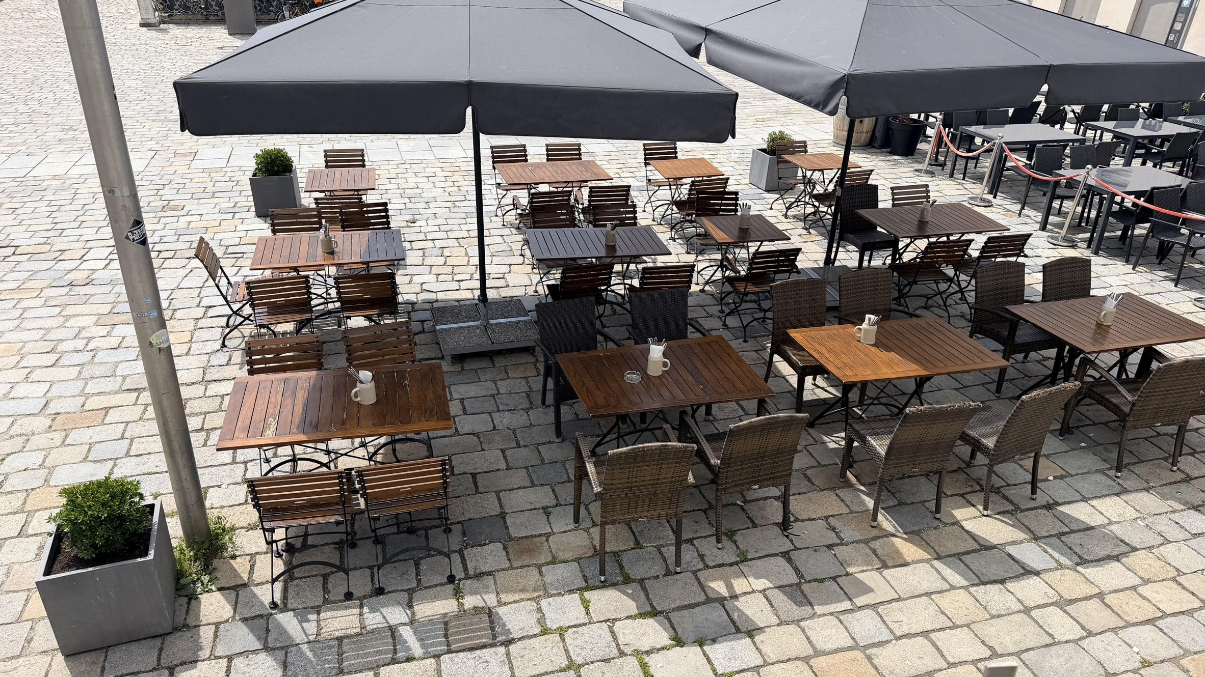 Bild 3 – Platzhirsch Freising for Lease – Succession on Marienplatz