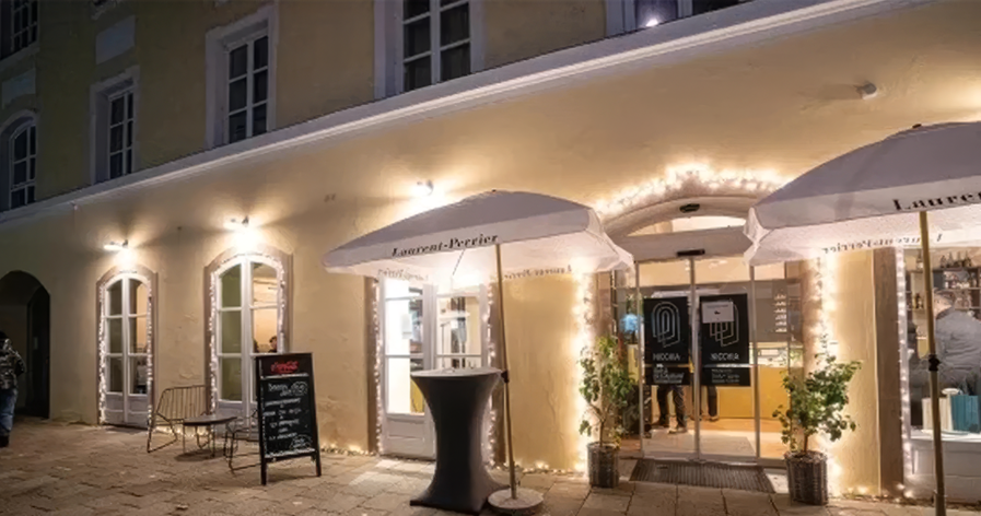 Nicchia – Restaurant · Bar · Showroom