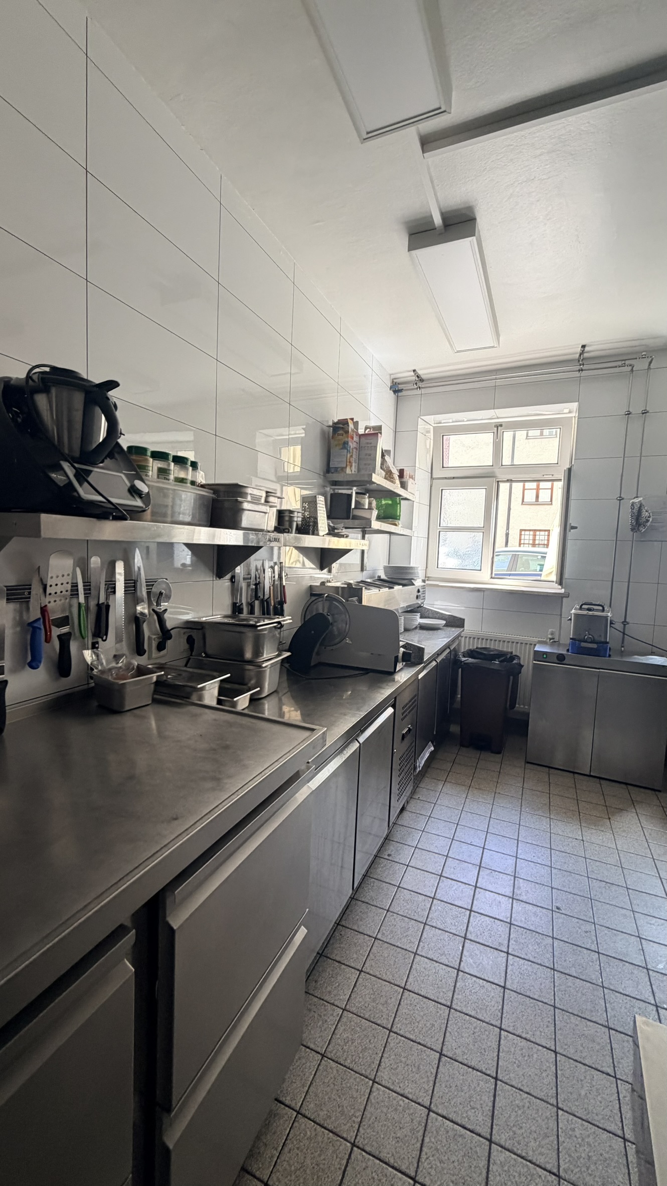 Arbeitsbereich – Nicchia – Restaurant · Bar · Showroom